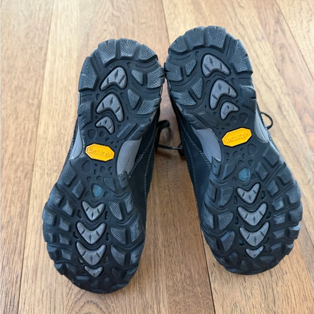 AHNU TEVA SUGARFROST INSULATED WP BLACK BOOTS Women’s Sz 6.5 Hiking Snow Outdoor